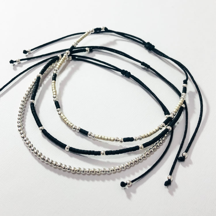 Conjunto Negro crema y Plata